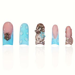 Dekoratives Press-On Nagelkunst Set Karnz