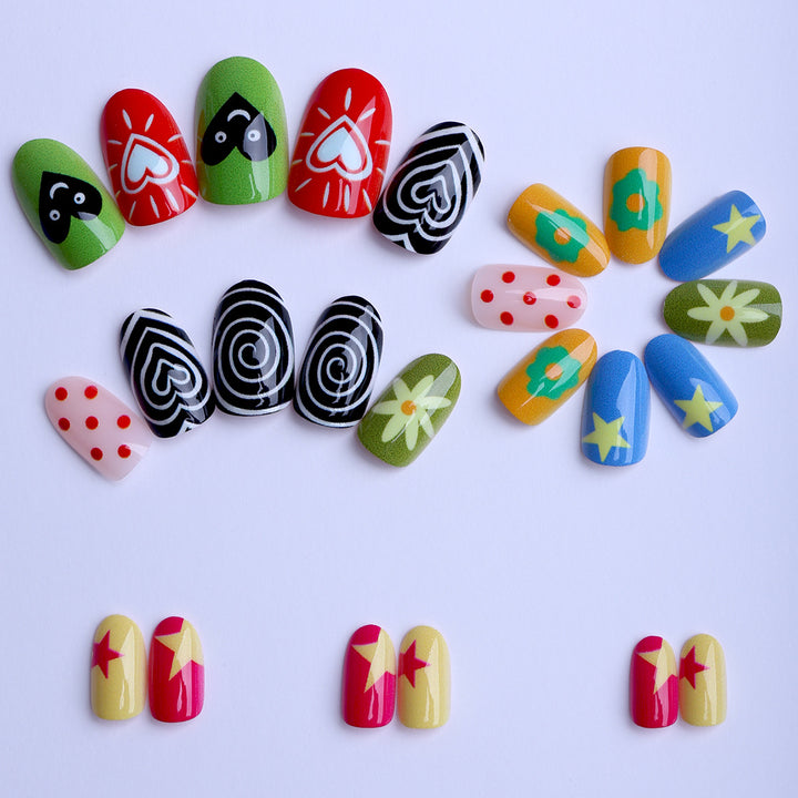 Kunstfingernägel mit Bunten und Kreativen Designs Karnz