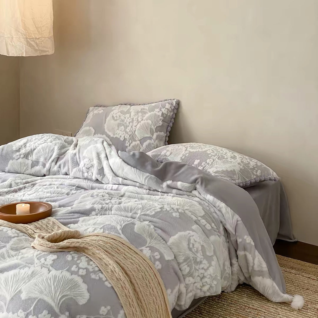 Geplüschtes Chenille Floral Bettbezug Set mit Pom-Pom Besatz