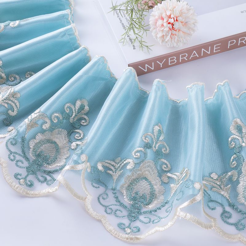 Elegante und Verspielte Gardinenborte Karnz