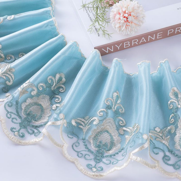 Elegante und Verspielte Gardinenborte Karnz