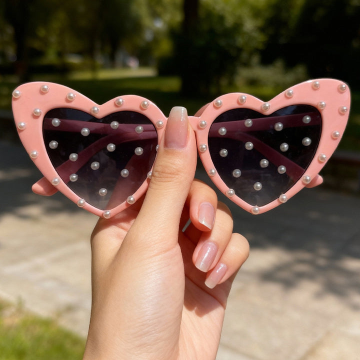 Perlenverzierte herzförmige Sonnenbrille Karnz