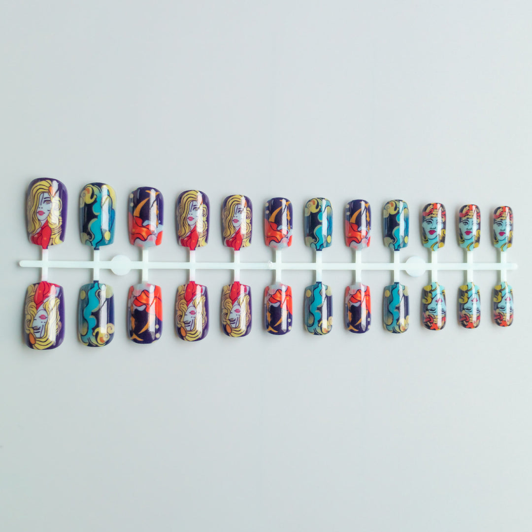 Künstlerisches Charakter-Nagelkunst-Set