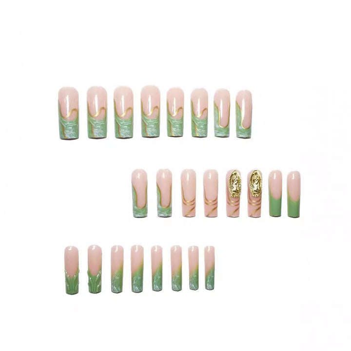 Elegante Detaillierte Nagelkunstverlängerungen Karnz
