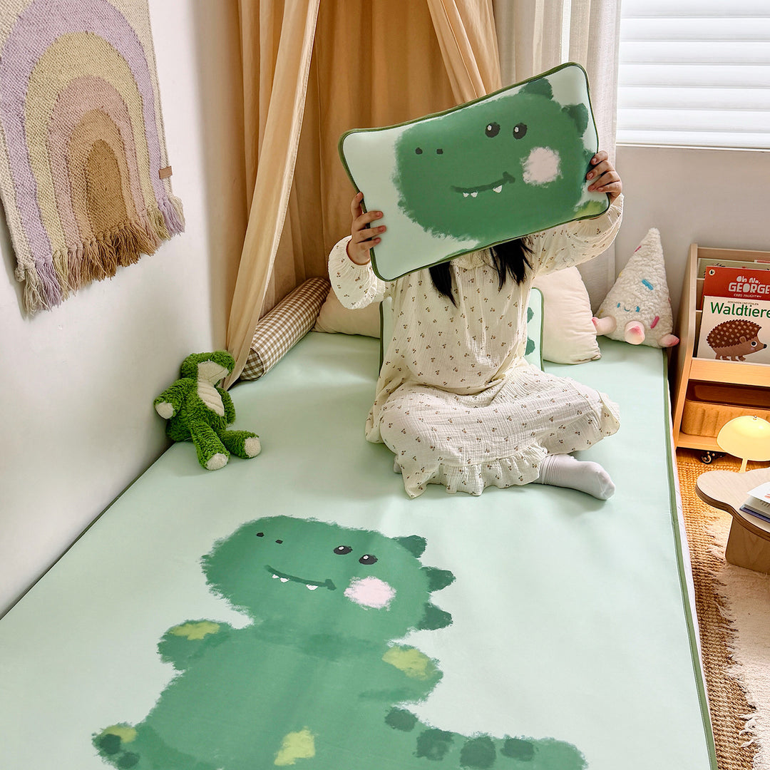 Kinder-Spielmatratze mit Kuschelkissen und rutschfester Schaumauflage