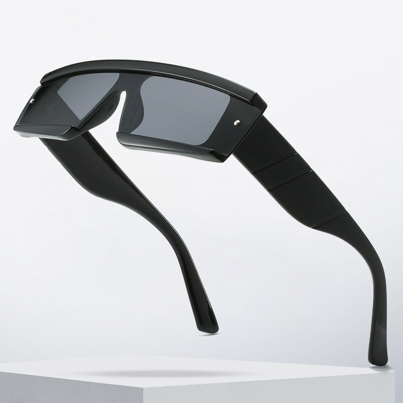 Damen futuristische Sonnenbrille im kantigen Design Karnz