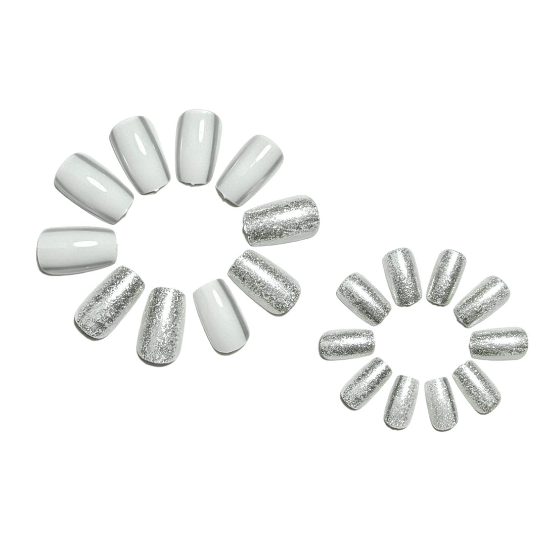 Elegante Glitzernde Acryl-Nagelerweiterungen Karnz