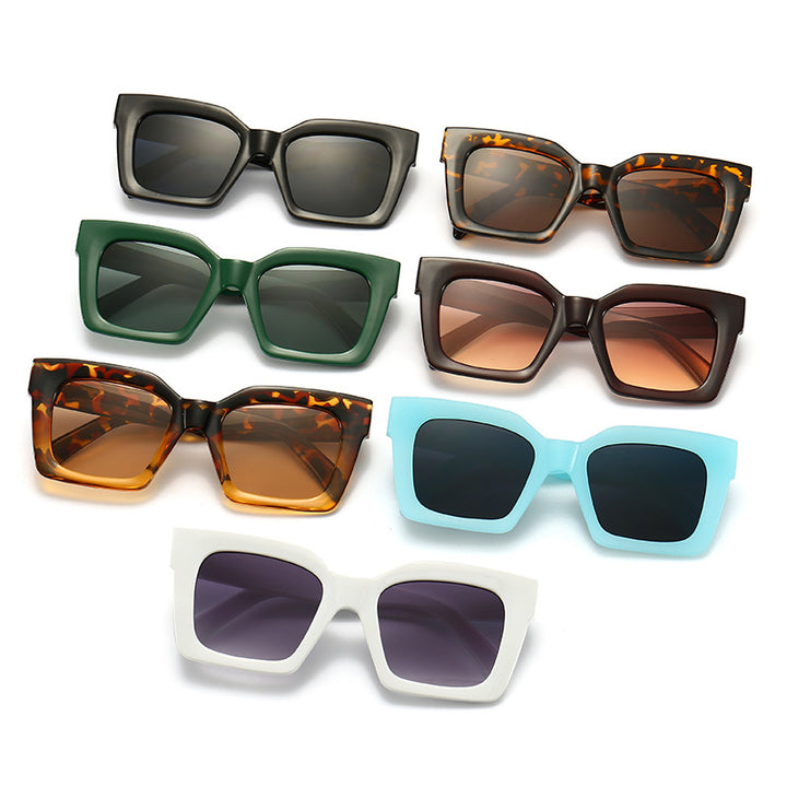 Damen Modische Sonnenbrille im markanten Schildkrötendesign Karnz