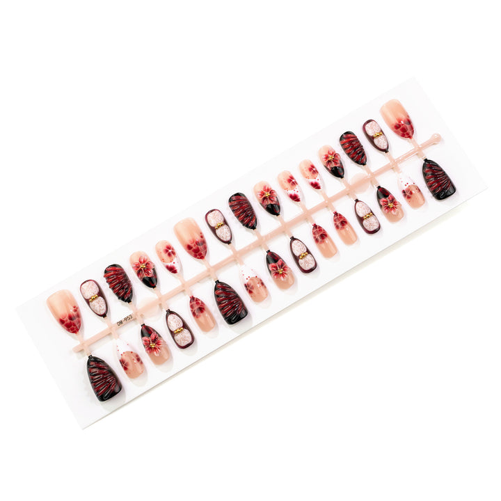 Künstlerisches blumenverziertes Press-On Nagelset