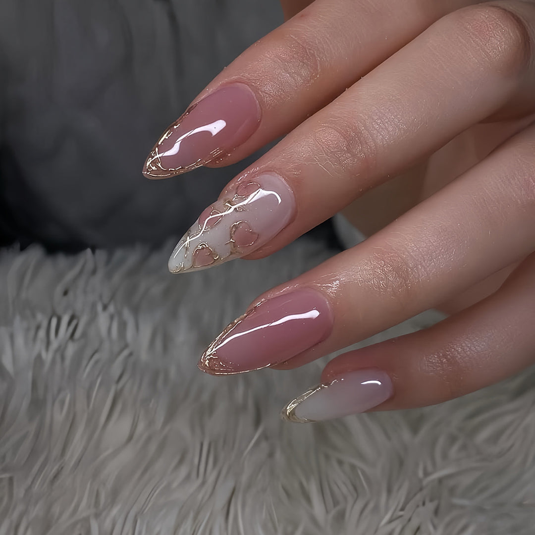 Künstlerische Stiletto-Nagelkunstverlängerungen Karnz