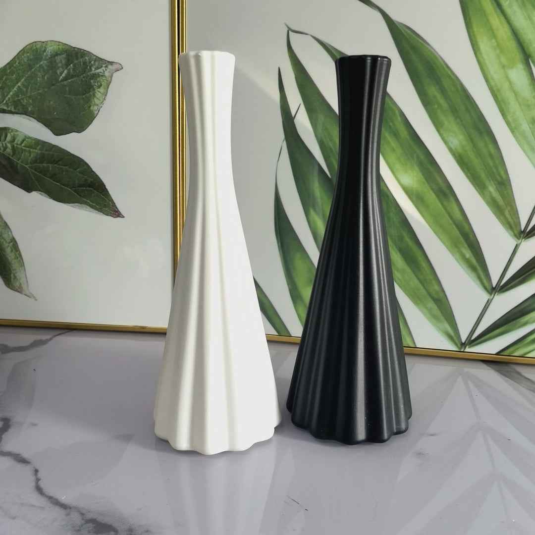 Moderne Texturierte Dekorative Vase Karnz