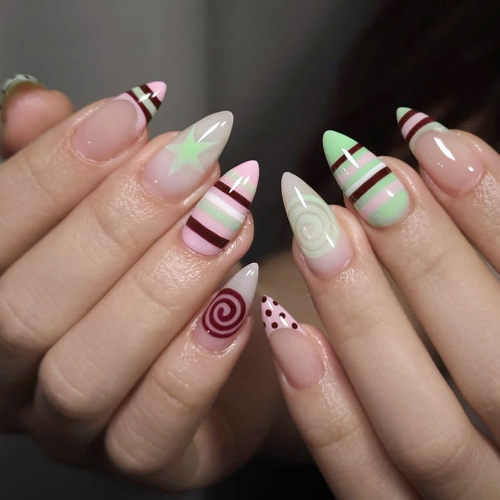 Künstlerische Gel-Nagelkunstverlängerungen Karnz