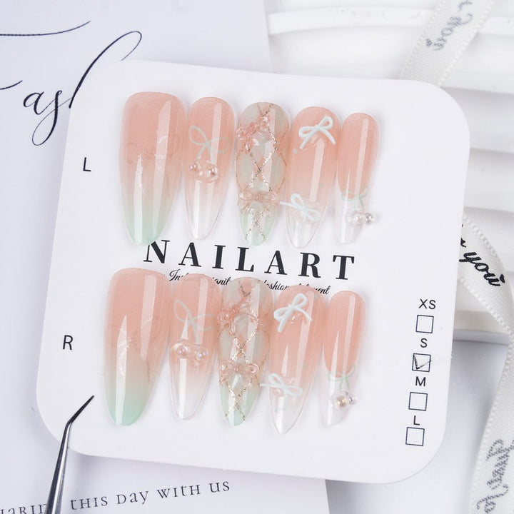Künstlerisches 3D Schmetterling Press-On Nagelset Karnz