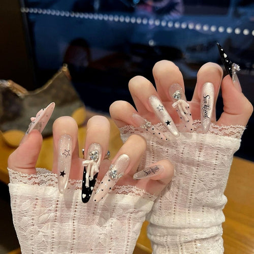 Glamouröse Dekorative Press-On Nagelkunst Karnz