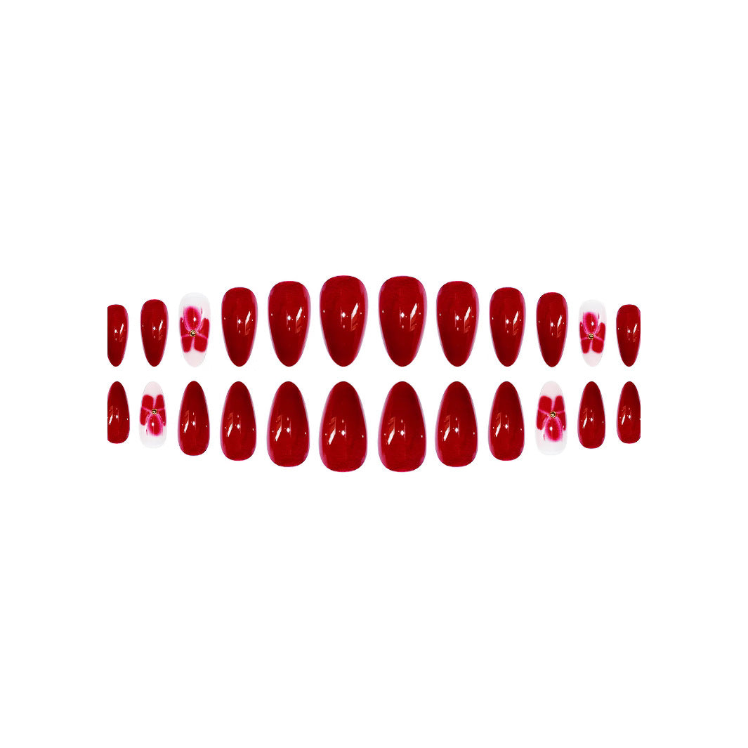 Elegante florale Press-On-Nagelkunst Karnz