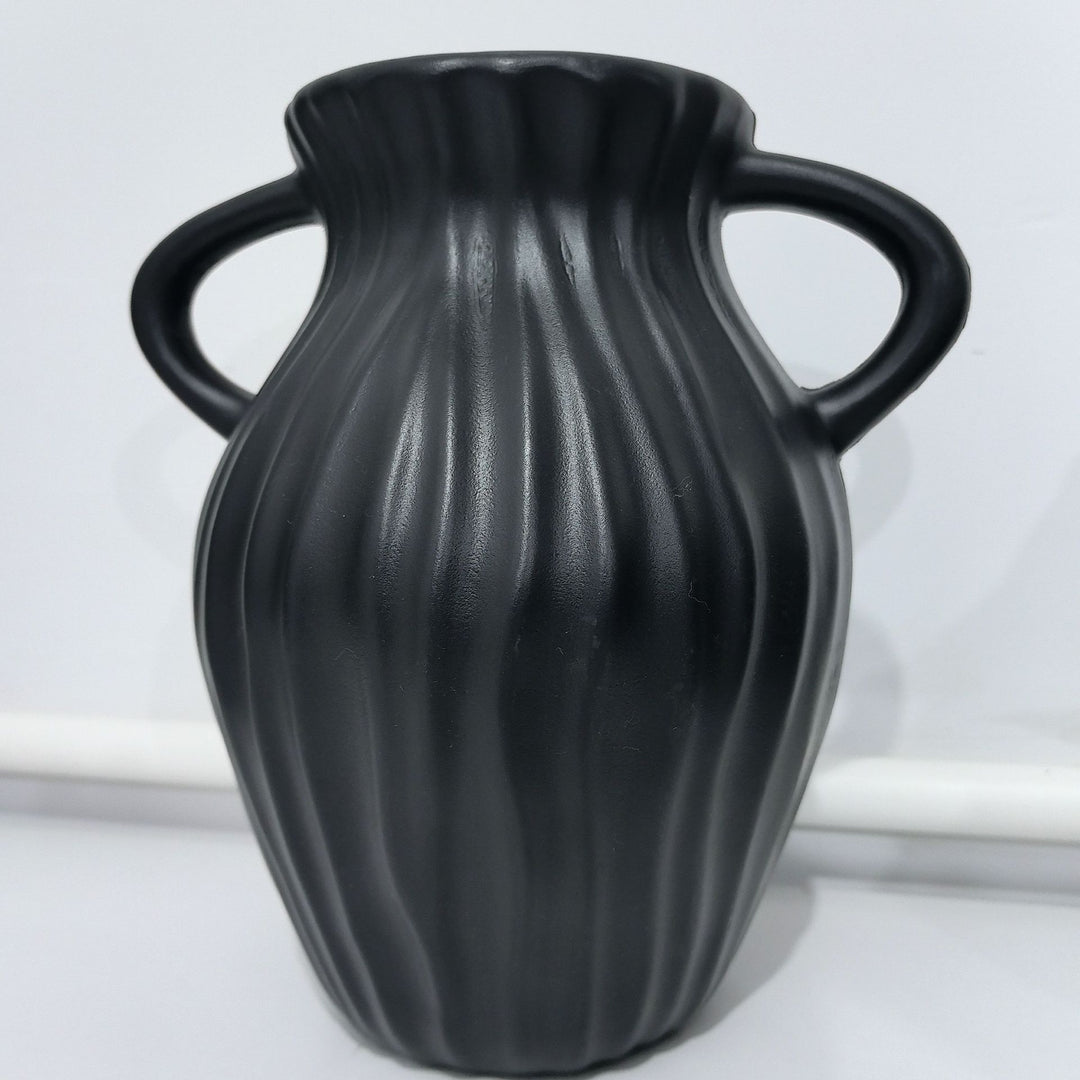 Elegante gerippte Dekovase Karnz
