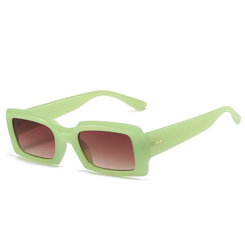 Übergroße geometrische Sonnenbrille mit verlaufenden Gläsern Karnz