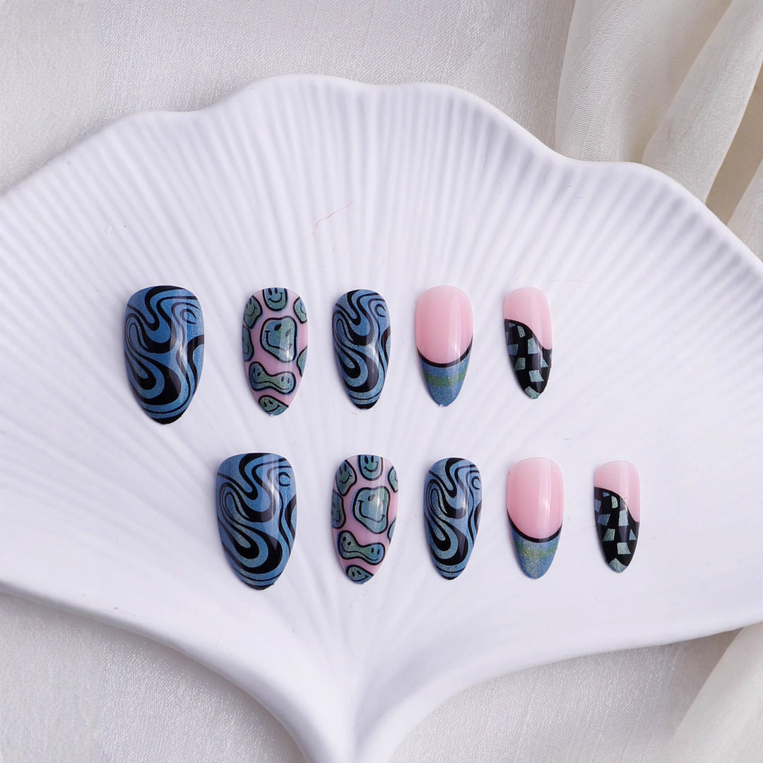 Künstlerische abstrakte Nagelkunst