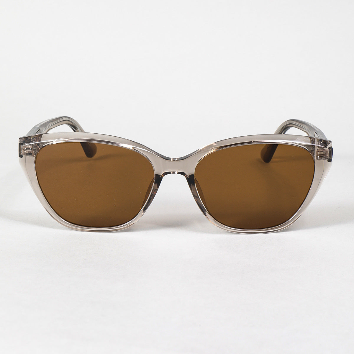 Damen moderne Sonnenbrille mit klassischem Schwung Karnz