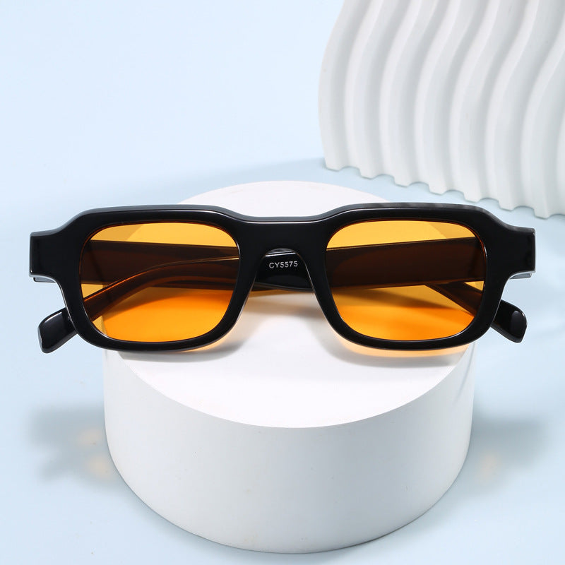 Damen modische quadratische Sonnenbrille mit robustem Rahmen Karnz