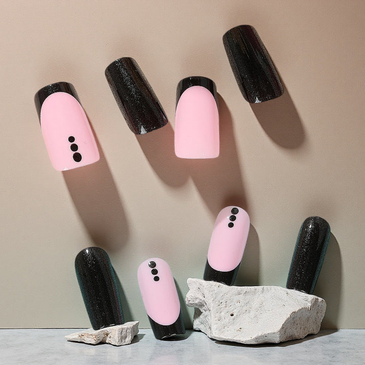 Glamouröse Nagelspitzen Karnz