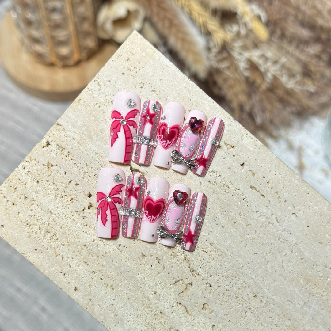 Themen Press-On Nagelset mit Liebe und Palmenbaum-Designs
