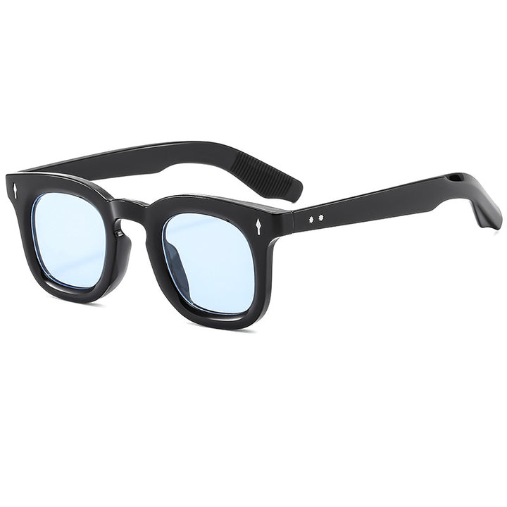 Damen Modische Sonnenbrille im hochqualitativen Design Karnz