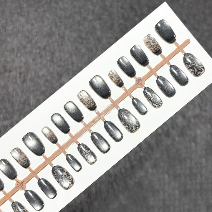 Dekorative Press-On Nail Art Tipps Karnz