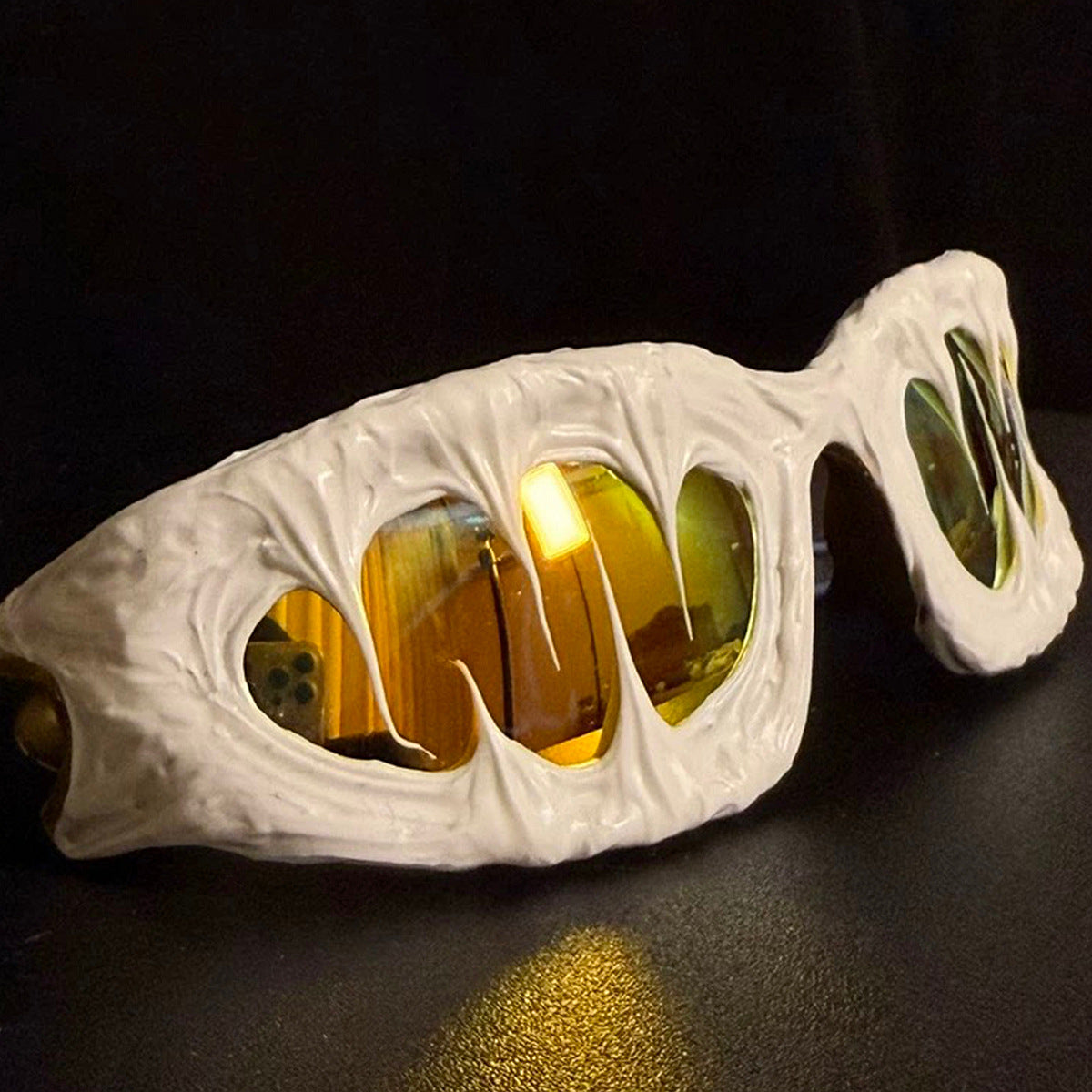 Damen Sportliche Sonnenbrille mit innovativem Design Karnz
