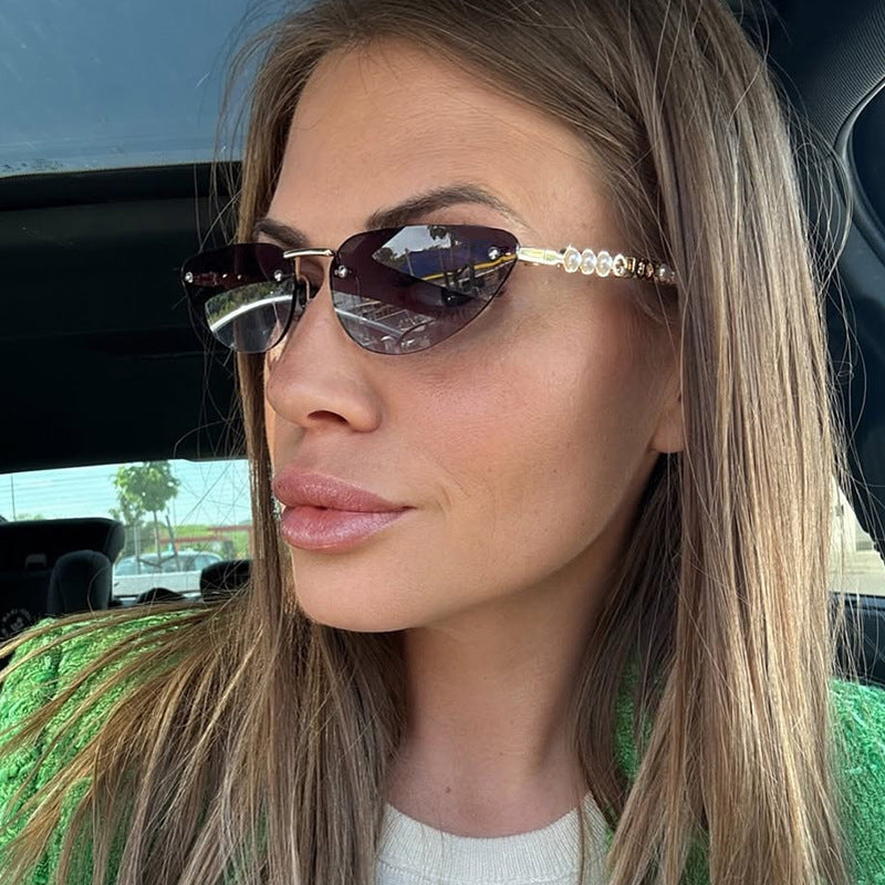 Damen Cat-Eye Sonnenbrille mit luxuriösen Details und schützendem UV-Filter Karnz