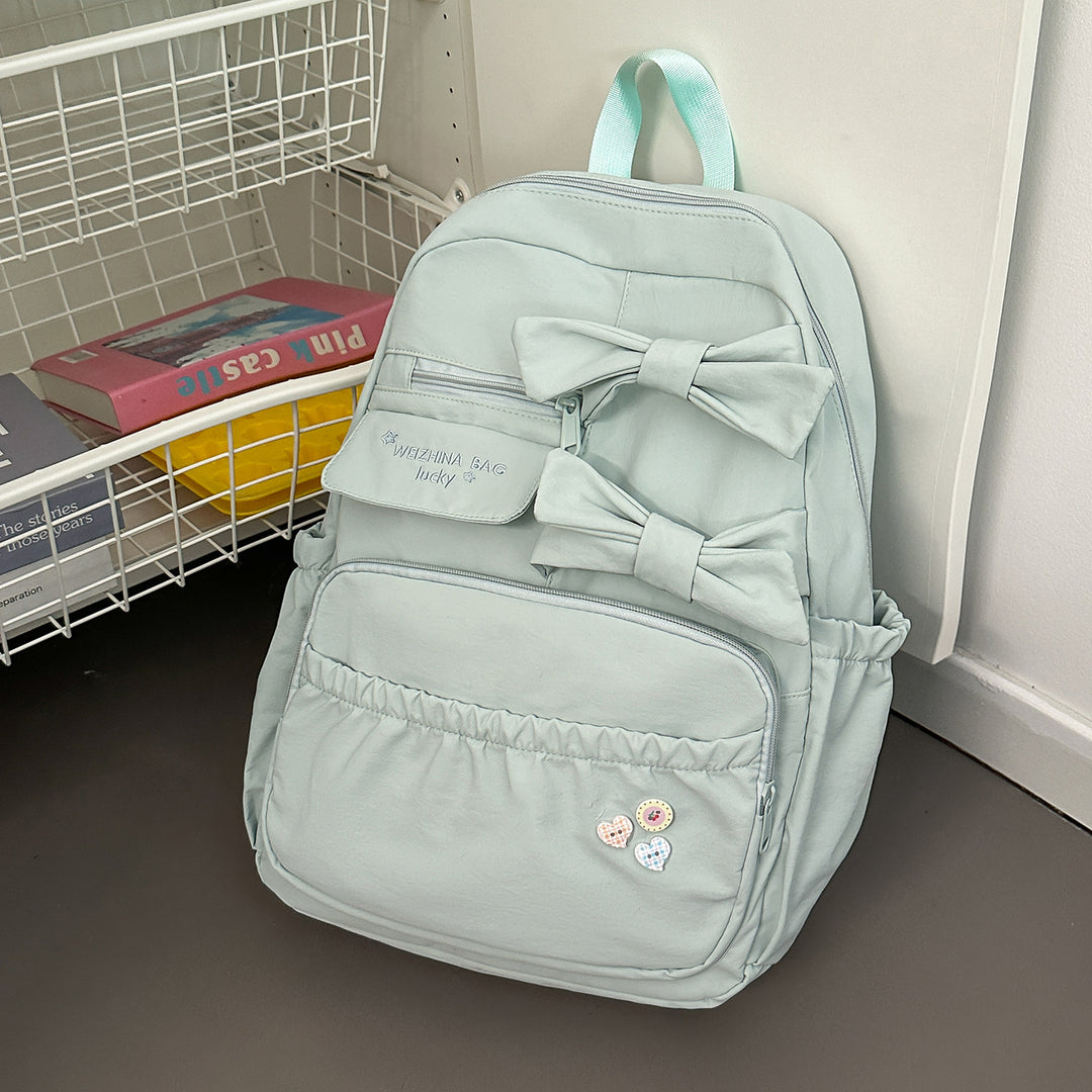 Stylischer Rucksack mit Bogenakzenten Karnz