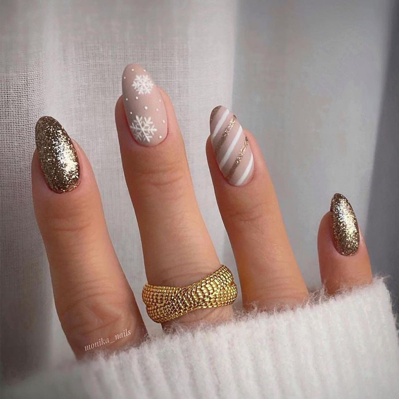 Elegante Stiletto Press-On Nagelkunst mit Strass-Akzenten Karnz