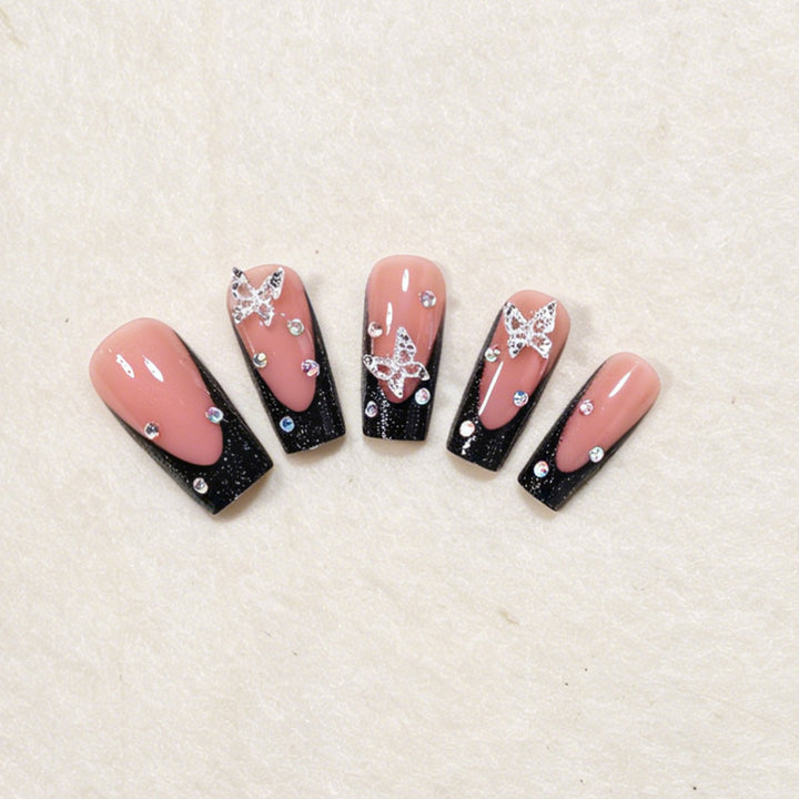 Schmetterlingsakzent-Press-On-Nagelkunst-Set Karnz