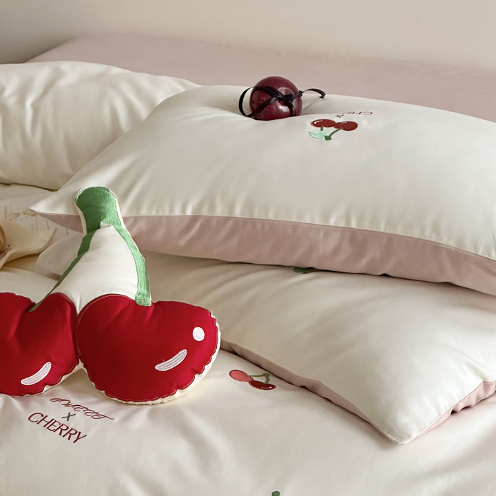 Umkehrbare Kirschen-Stickerei Baumwollsatin Bettbezug & Kissenbezug Set