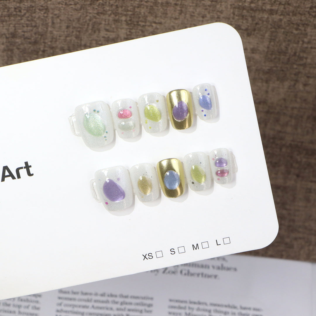 Künstlerisches Press-On Nageldesign Set Karnz