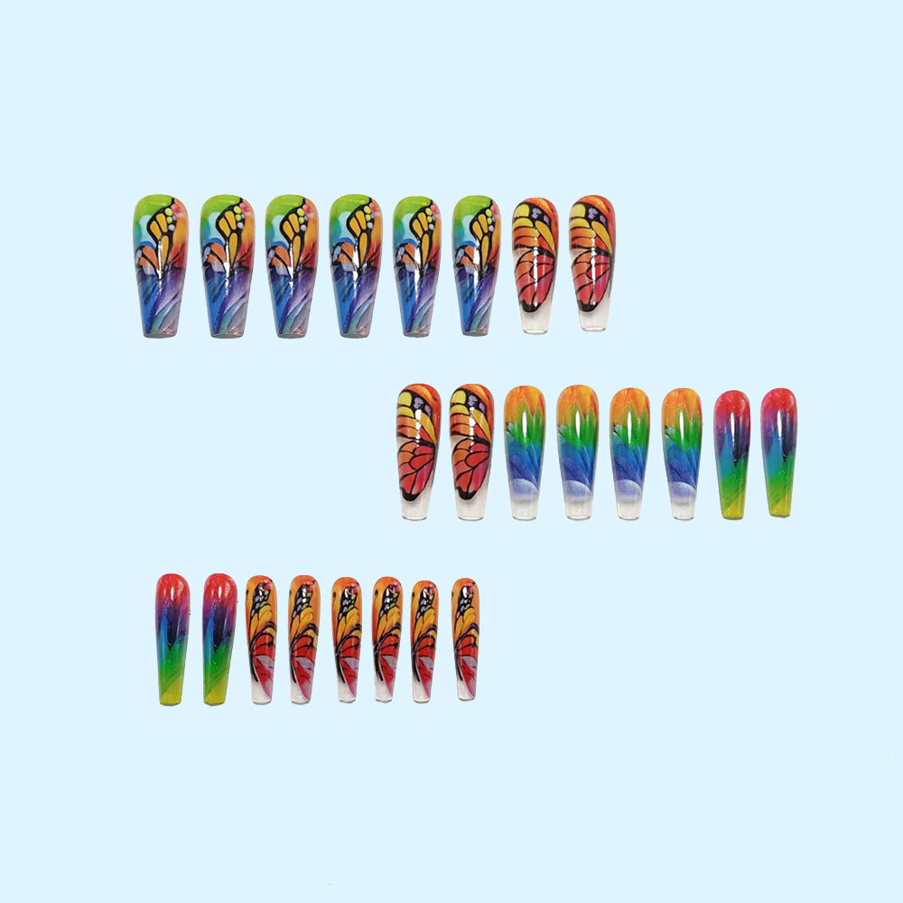 Kunstnägel mit Buntem Schmetterlingsdesign und Holografischen Akzenten Karnz