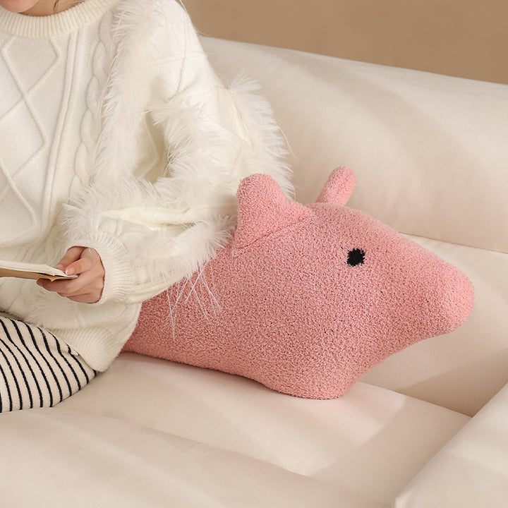Handgefertigtes Kuscheltier und Dekokissen in Kapibara‑Form aus Bouclé‑Plüsch