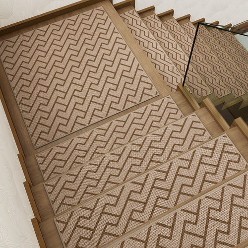 Geometrisch gemusterte Treppenstufen