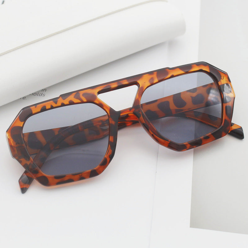 Damen modische sechseckige Brille Karnz