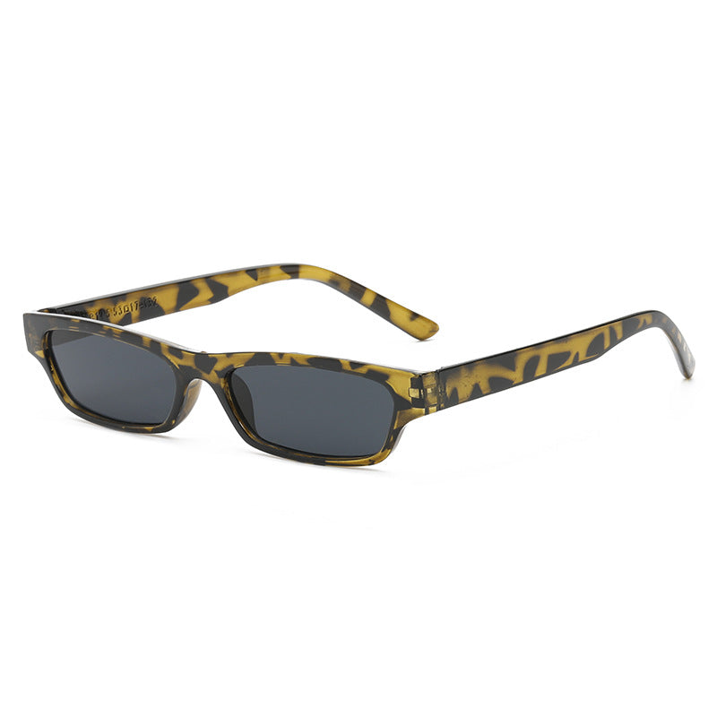 Damen modische Sonnenbrille mit zeitgemäßem Design und professionellem UV-Schutz Karnz