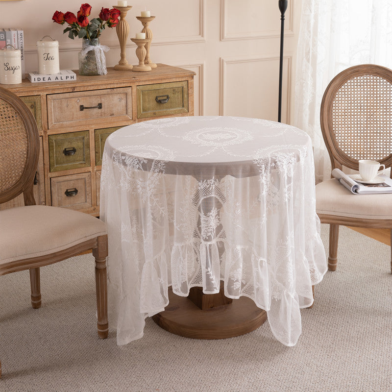 Elegante florale Spitzenoverlay-Tischdecke