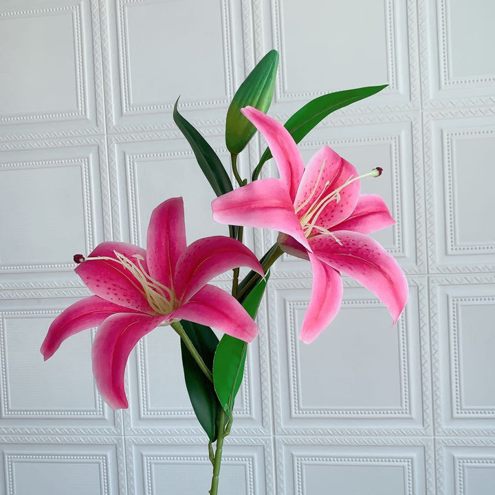 Realistische Florale Lilienstiel