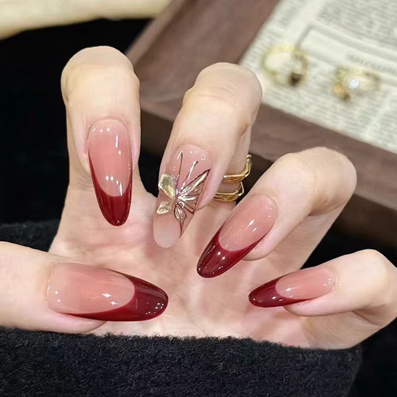 Elegante Ombre Stiletto Nagelset Karnz