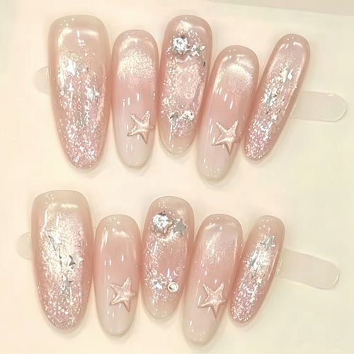 Glamouröse 3D Nagelstyles Karnz
