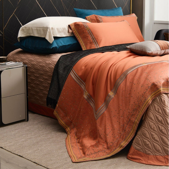 Premium Satingewebe Bettwäsche Ensemble mit Jacquard-Streifenborder