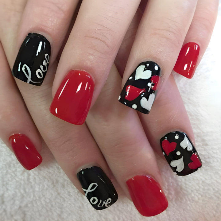 Love-Themen Press-On Nagelkunstset Karnz
