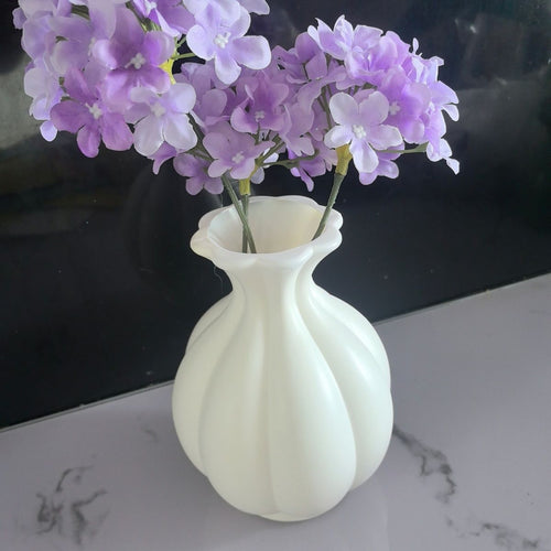 Elegante Skulpturierte Dekorative Vase Karnz