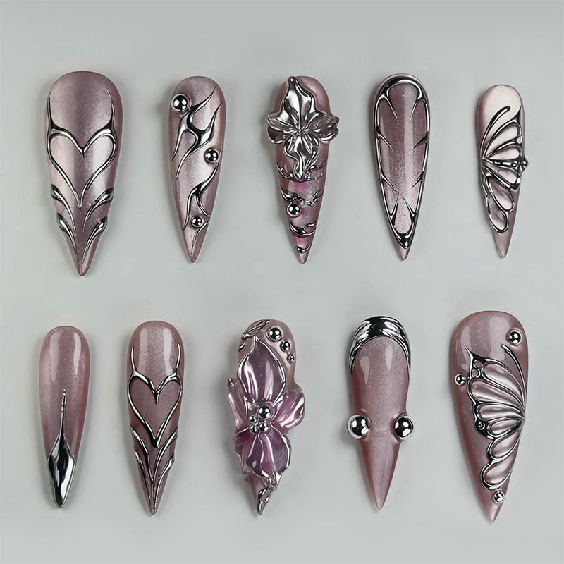Künstlerisches Press-On-Nagel-Set mit intricaten Blumenmotiven Karnz