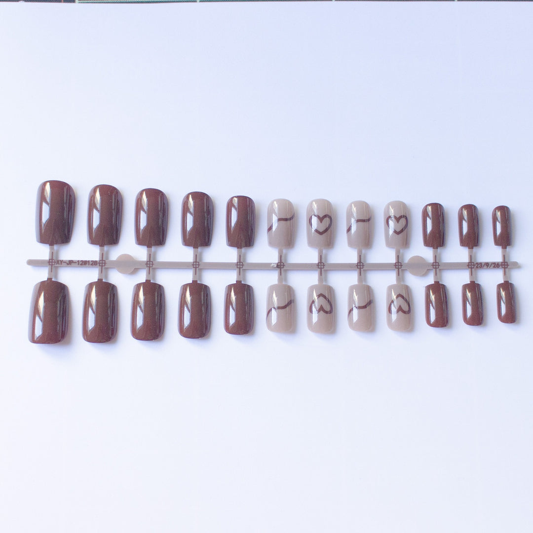 Elegantes dekoratives Nagelkunst-Design-Kit