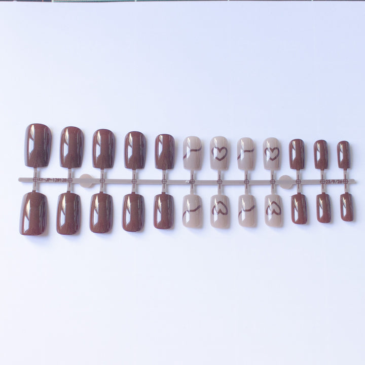 Elegantes dekoratives Nagelkunst-Design-Kit